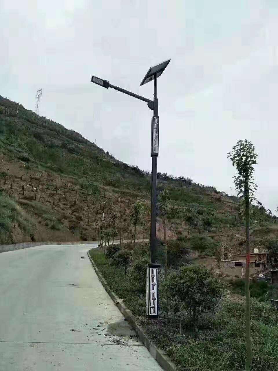 火炬开发区仿古太阳能路灯